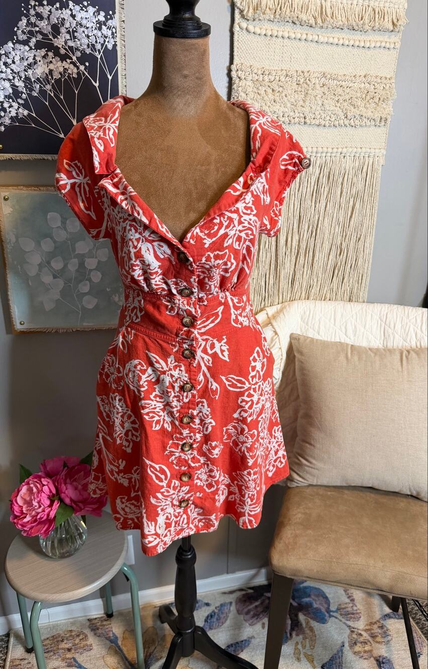Floral Button-Front Red Dress with White Print